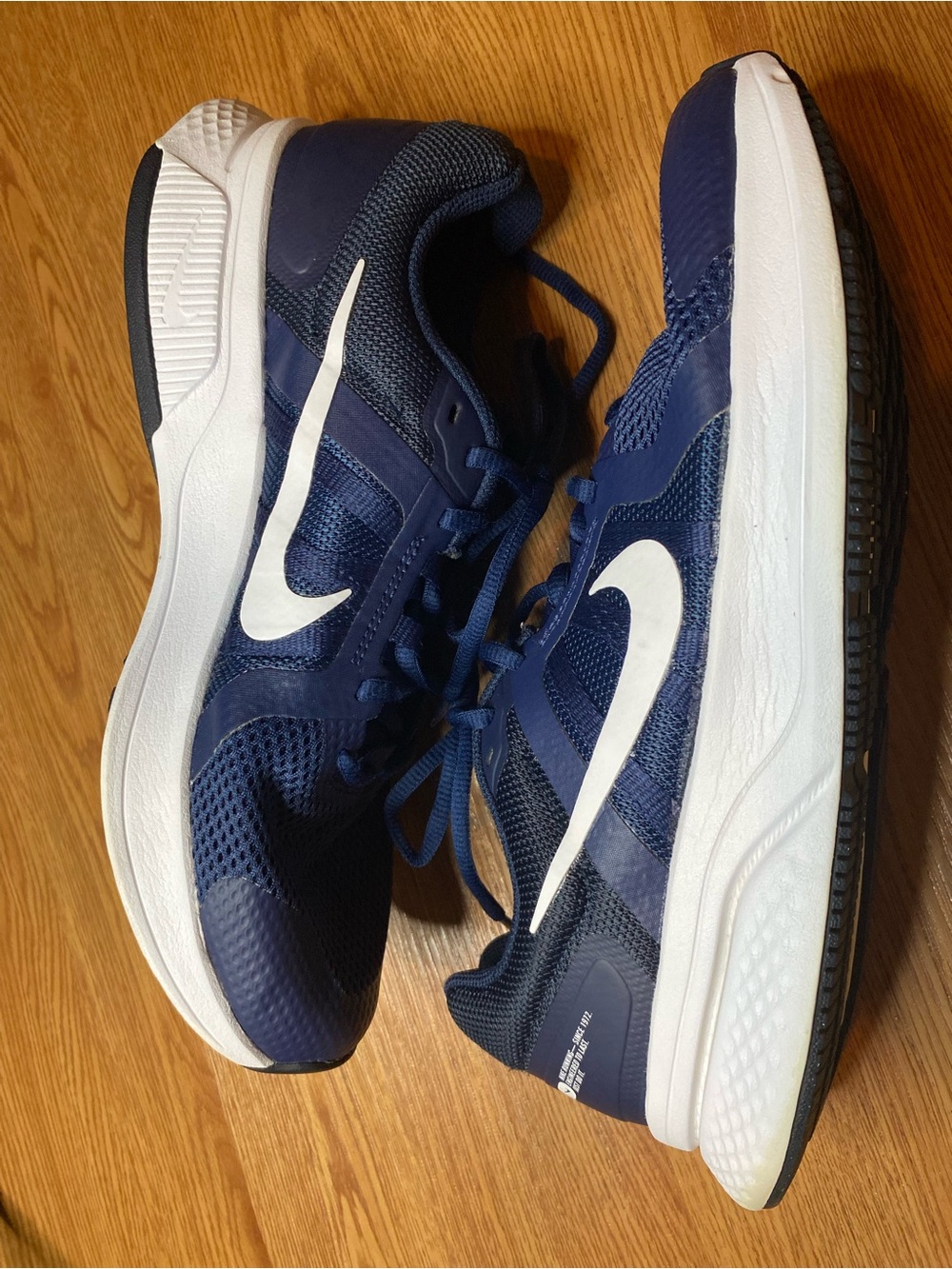 Nike Men's Navy and White Athletic Running Shoes